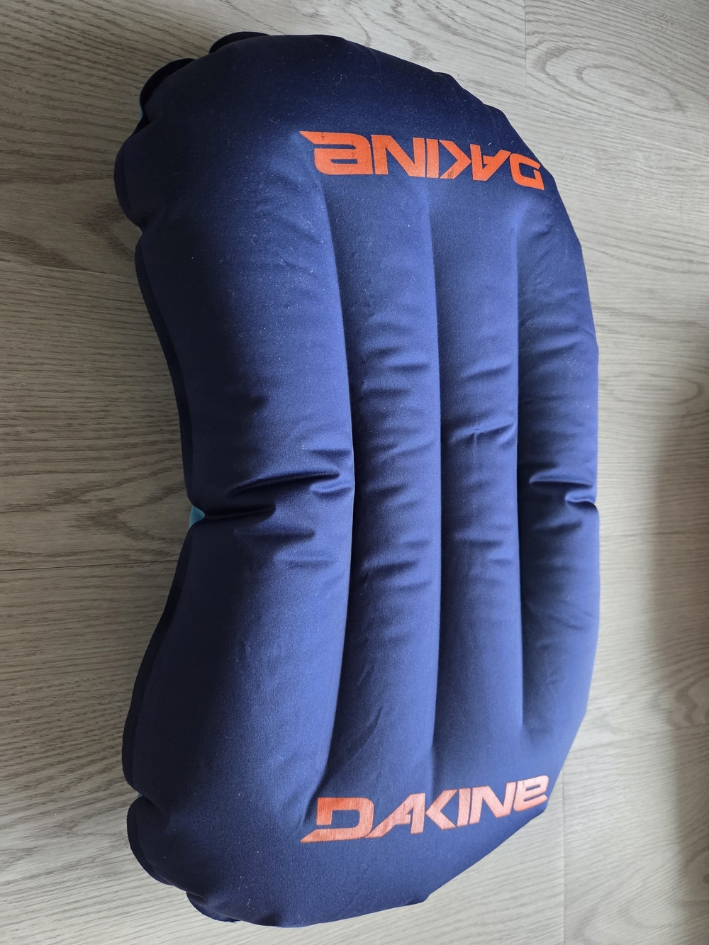 DAKINE Inflatable Travel Pillow in Navy with Orange Logo NWOT